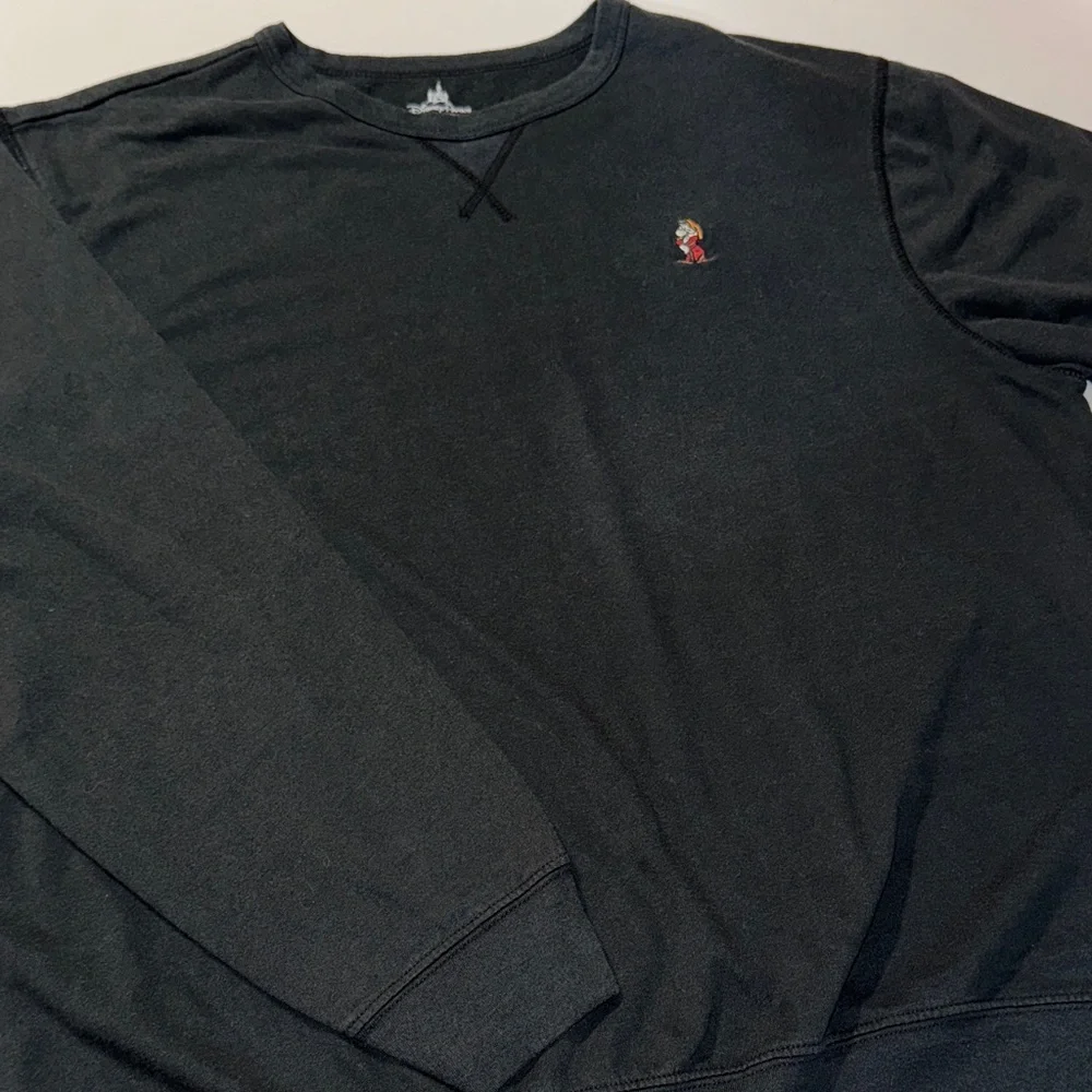 Disney Parks Black Crewneck Sweater with small‎ Grumpy Accent